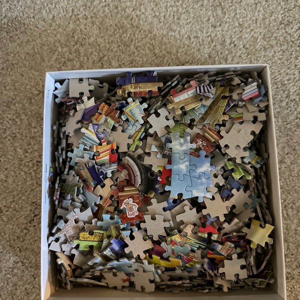 Buffalo David Bitton Beach Scene Puzzle - Picture 7 of 7